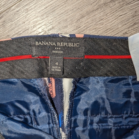 Banana Republic Reegan Pants FLORAL - Picture 2 of 6